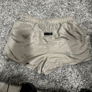 Men’s Fear of God essentials shorts